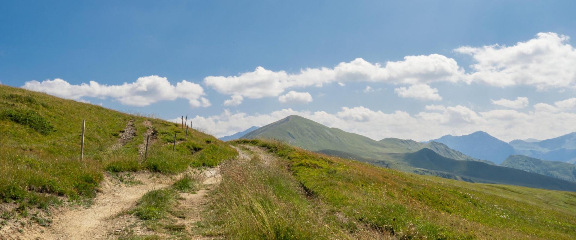 Avoiding Crowds and Saving Money in Peak Season