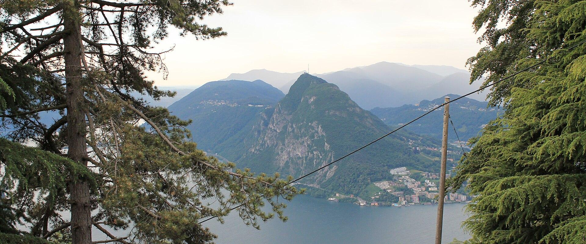 Piazza Riforma (Lugano)