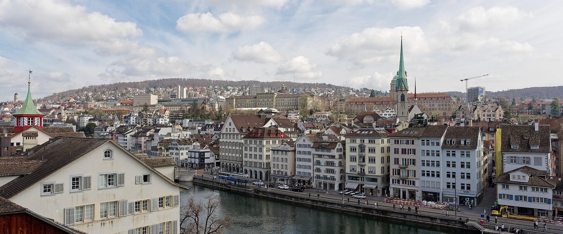 The view over the Limmat and old town from the Lindenhof in Zürich