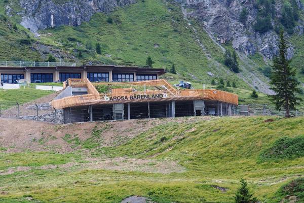 Arosa Bear Sanctuary (Bärenland Aros)