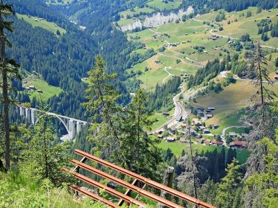 The Langwies viaduct and Walser farmsteads in the Schanfigg valley