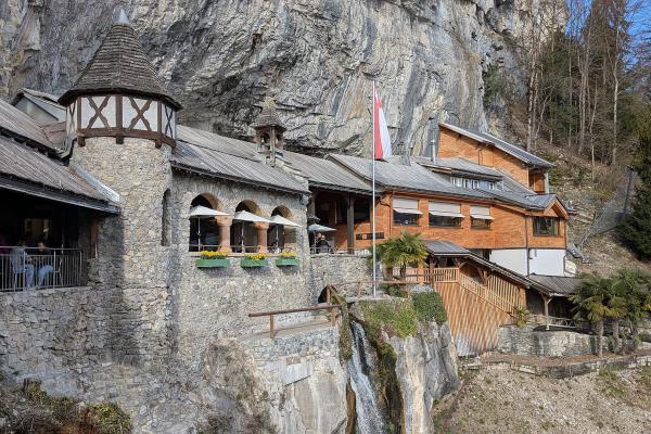 St. Beatus Caves (St. Beatus-Höhlen)