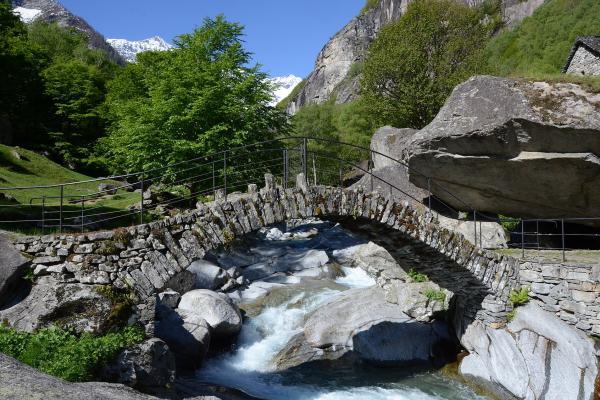 Puntid (Stone Bridge)