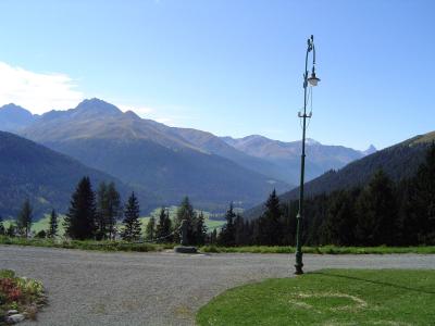 The view over the Davos valley from the Schatzalp terrace