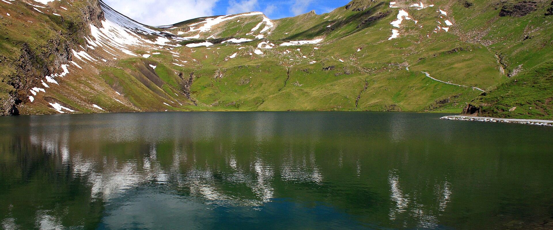 Bachalpsee mountain lake above Grindelwald reflecting the surrounding peaks